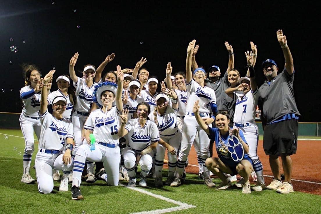 laque_leia's tweet photo. Area Champs!!!! Round 3, here we come!!! https://t.co/rI2yIaF0Su