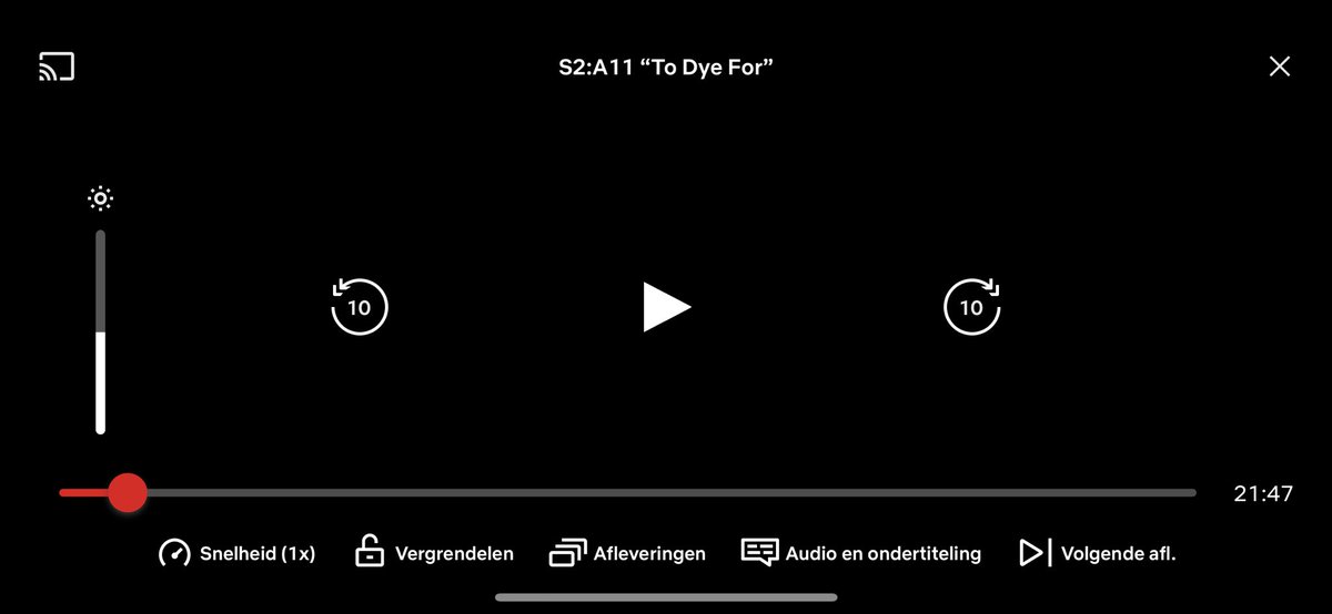 Jerr88's tweet photo. @NetflixNL deze aflevering van Barbie - it takes two daar is de Nederlandse vertaling niet goed gegaan deze lijkt op een Noors / Fins / Zweeds te staan. Kunnen jullie hier naar kijken! Dank namens een teleurgestelde dochter die er nu niks van snapt 😂🙈 #barbie #foutje https://t.co/5DqeVQwgfw