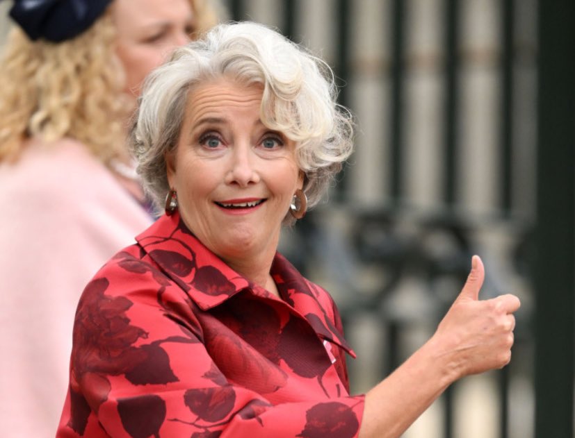 vlovesemma's tweet photo. i LOVE how unserious emma thompson is. she’s so real https://t.co/FILvDsHfMC