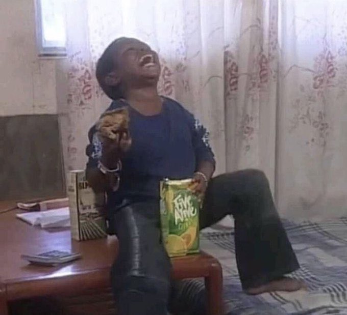 CitiSportsGHA's tweet photo. Chelsea fans after finally winning a game under Frank Lampard

#CitiSports https://t.co/4h5PjzW2cC
