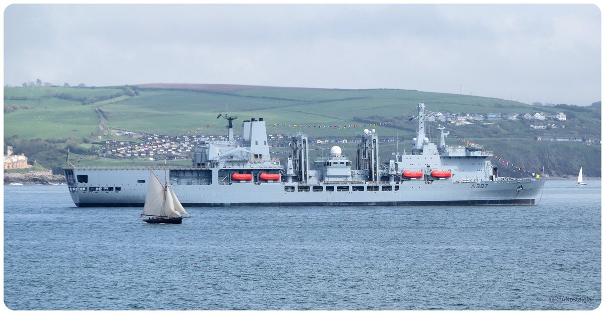 WarshipCam's tweet photo. RFA Fort Victoria (A387) Fort-class auxiliary oiler replenishment ship off of Plymouth, England - May 6, 2023 #rfafortvictoria #a387

SRC: TW-@RfaNostalgia https://t.co/2gL0xLChth