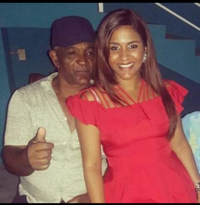gabrielmercedez's tweet photo. Acompañamos en sus sentimientos a la buena amiga @AnabelDelaRos29 por la pérdida de su amado padre.

Paz a su Alma. (Paton)

@pesqueiradiego @clubsancarlosrd @AbadinaOficial @telemicroHD https://t.co/I4mAhcDSI5