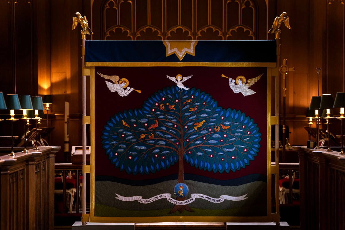 The three-sided anointing screen, gifted to King Charles III by the City Corporation and participating Livery Companies, including the Paviors, shielded His Majesty as he was anointed with holy oil at his Coronation.