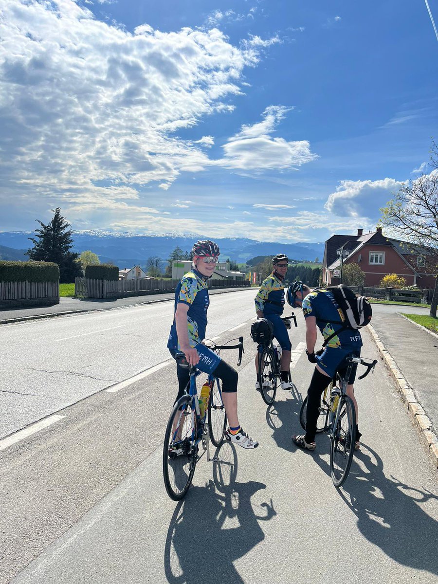 nestofotters's tweet photo. Awesome to have the @seelegroup out cycling with us (and a support team) for the first leg. 
Thank you for making this happen!
https://t.co/m7BRNGQt63
Please support our charities-
@LDNairamb @Coram @SSAFA and @Sapperssupport https://t.co/KF7neAAkuV