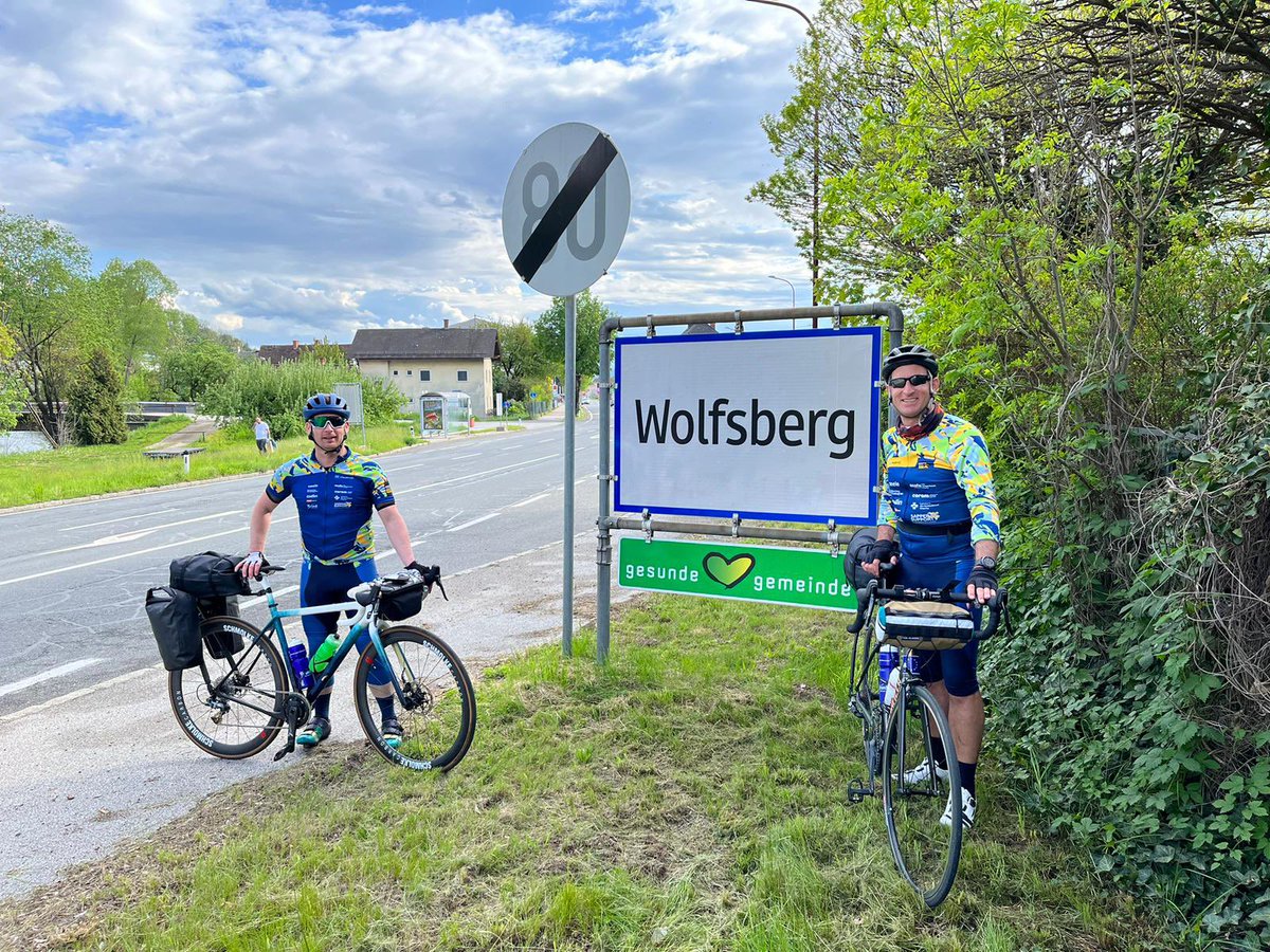 nestofotters's tweet photo. Awesome to have the @seelegroup out cycling with us (and a support team) for the first leg. 
Thank you for making this happen!
https://t.co/m7BRNGQt63
Please support our charities-
@LDNairamb @Coram @SSAFA and @Sapperssupport https://t.co/KF7neAAkuV