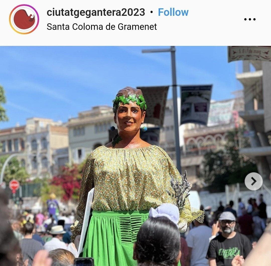 cnlheura's tweet photo. Us expliquem com hem xalat avui amb la gegantona! @cinfants_stco
@CGSantaColoma @GegantsGramenet
Obrim fil 👇 https://t.co/4X2GxoB17e