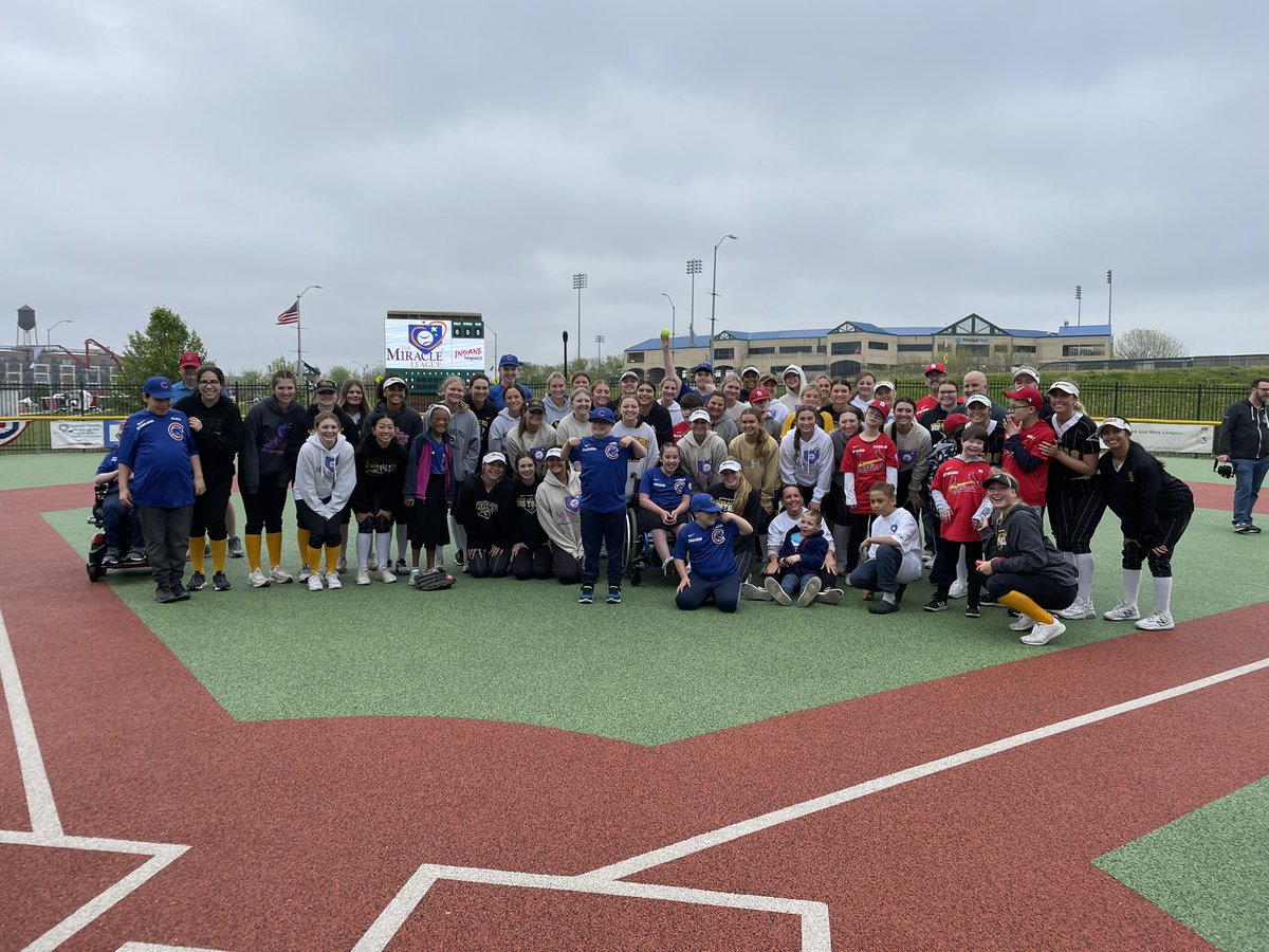 SEPRamsSB's tweet photo. Our favorite games of the year-thanks for having us Miracle Leaguers!  We loved watching you play-especially Jacob!  Have a great season! https://t.co/tbVk53FCdc