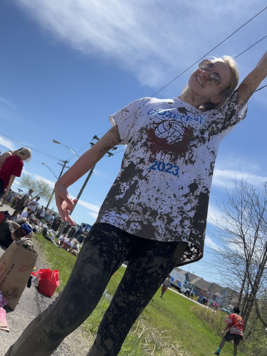 716babe's tweet photo. @UBuffalo #oozefest https://t.co/PdYw6QZJe8