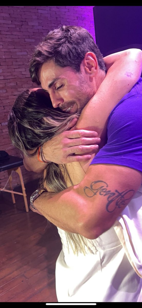 Achei essa foto aqui