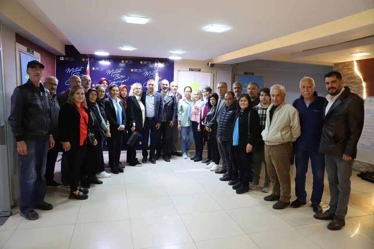 İYİ Parti Uşak İl Başkanlığı (@iyipartiusak64) on Twitter photo Uşak eğitim camiasının sevilen ismi duayen eğitimci, Dr. Deniz DOĞRU iktidar yürüyüşümüze omuz vermek adına İYİ Parti ailemize katılmıştır. Hosgeldiniz kıymetli hocam.
<a href="/Aysegulobali64/">AYŞEGÜL SÖZVER OBALI</a> <a href="/muhammetgur64/">Muhammet Gür</a> <a href="/TolgaPirincci/">TolgaPrinçci</a>
#AzKaldı
#TürkiyeTarihYazacak
#UsakTarihYazacak Uşak eğitim camiasının sevilen ismi duayen eğitimci, Dr. Deniz DOĞRU iktidar yürüyüşümüze omuz vermek adına İYİ Parti ailemize katılmıştır. Hosgeldiniz kıymetli hocam.
<a href="/Aysegulobali64/">AYŞEGÜL SÖZVER OBALI</a> <a href="/muhammetgur64/">Muhammet Gür</a> <a href="/TolgaPirincci/">TolgaPrinçci</a>
#AzKaldı
#TürkiyeTarihYazacak
#UsakTarihYazacak