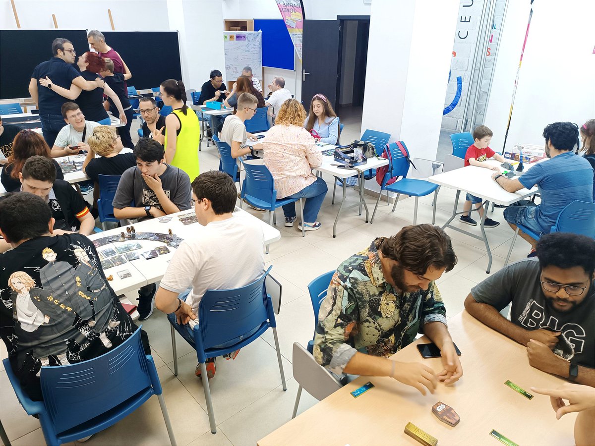 Llenazo en nuestra jornada de Star Wars en la Casa de la Juventud. Gracias por acompañarnos ❤️