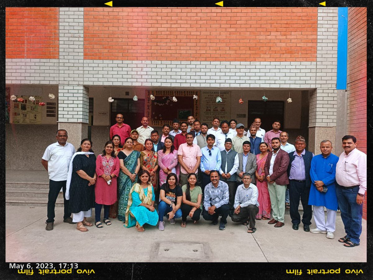 Today, a delegation from Nepal visited at SOSE, Sector 23, 
SV, sector 8, Rohini and DIET Bholanath Nagar.

They interacted with students, teachers and DIET faculties and have a wonderful experience with Team Happiness!
#DelegatesVisit