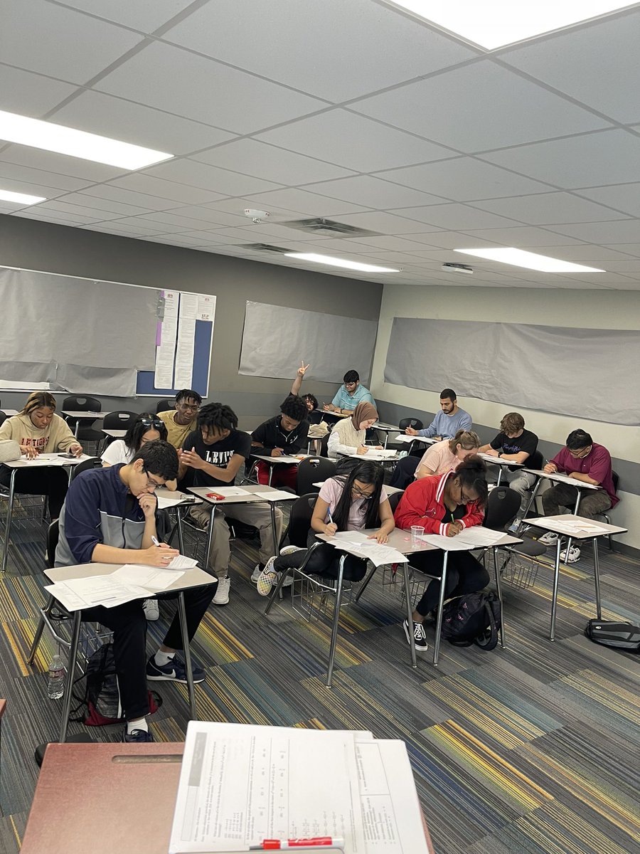 LISA Academy West High School tweet media