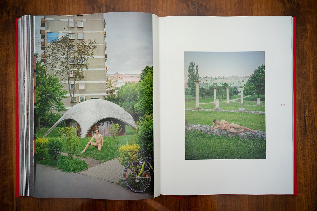 PortraitDaily's tweet photo. 365+ photographs of naked people in the streets and interiors of Brno—Bratislava—Budapest—Vienna.  286x380mm big, 440 pages, 381 photos https://t.co/gcZ50IAHfJ

Shipping worldwide! https://t.co/syOPj1LSYv