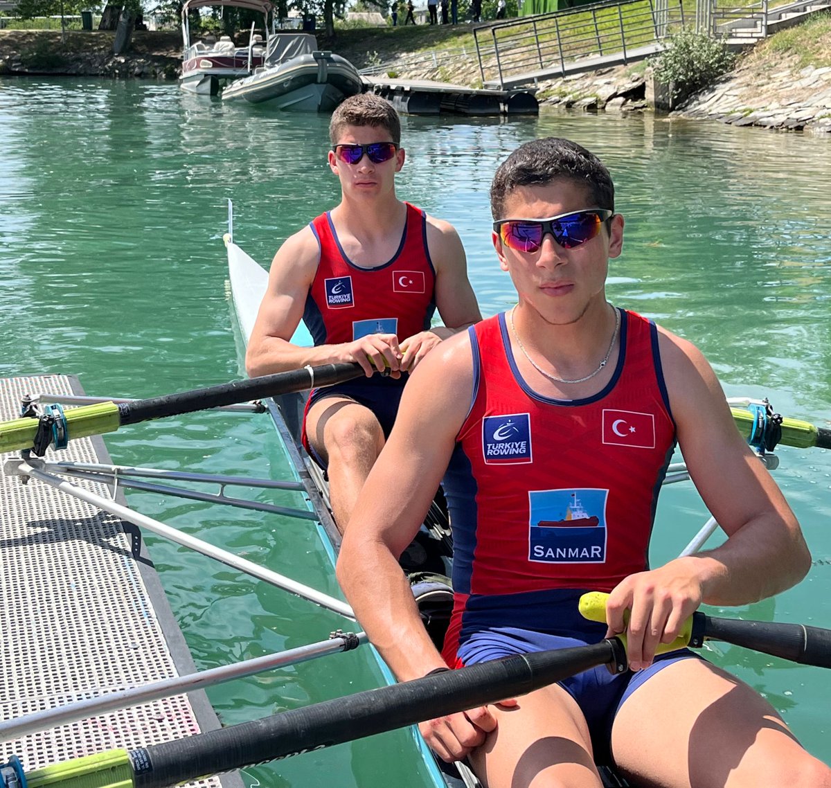 tribundergi's tweet photo. 🚣🏾‍♂️4-7 Mayıs tarihlerinde gerçekleştirilen 2023 Azerbaycan Cumhurbaşkanlığı Kupası yarışlarında Türkiye Kürek Milli Takımı, 2 Gümüş ve 1 Bronz olmak üzere toplam 3 madalya kazandı. 🇹🇷 @TurkiyeKurek https://t.co/sBU4bpOHg2