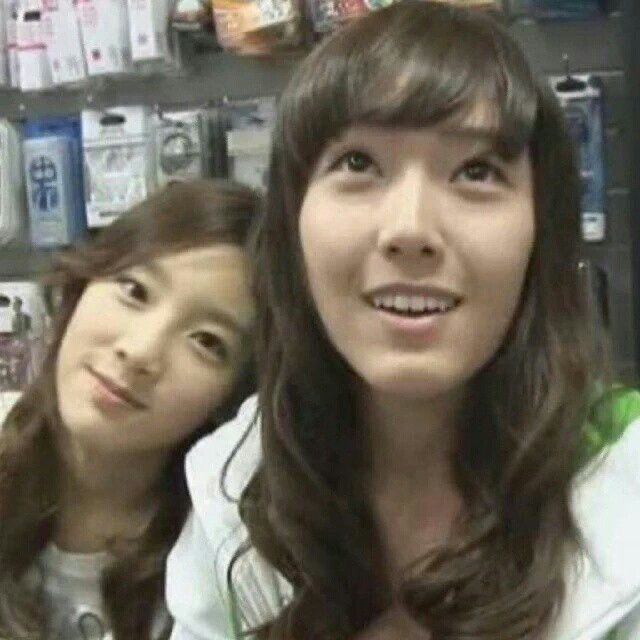 ccsoshis's tweet photo. ❛ ⌕ ¿Taeyeon es la culpable de que Jessica saliera de Girls' Generation? ‧₊˚ https://t.co/sc2d2yGU3L