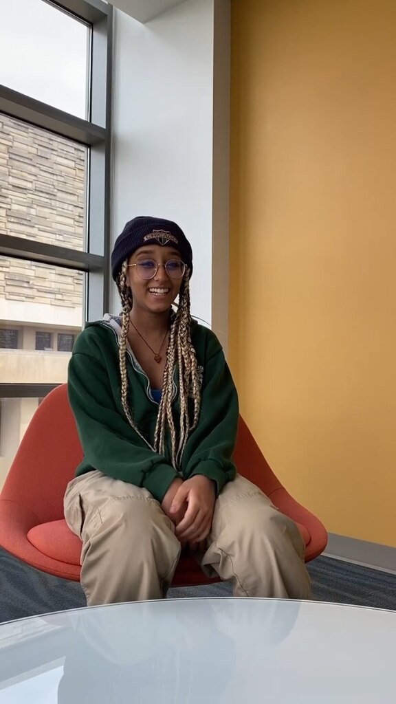 Grazie, Marty! Every time we listen to Ornella Vanoni’s songs we think of your amazing performance at the Italian Week’s concert ✨🎶 Non vediamo l’ora di ricevere i tuoi aggiornamenti da Bologna! Sarà una bellissima avventura 🇮🇹 

#italianatiu #studya… instagr.am/reel/Cr6FHfRss…