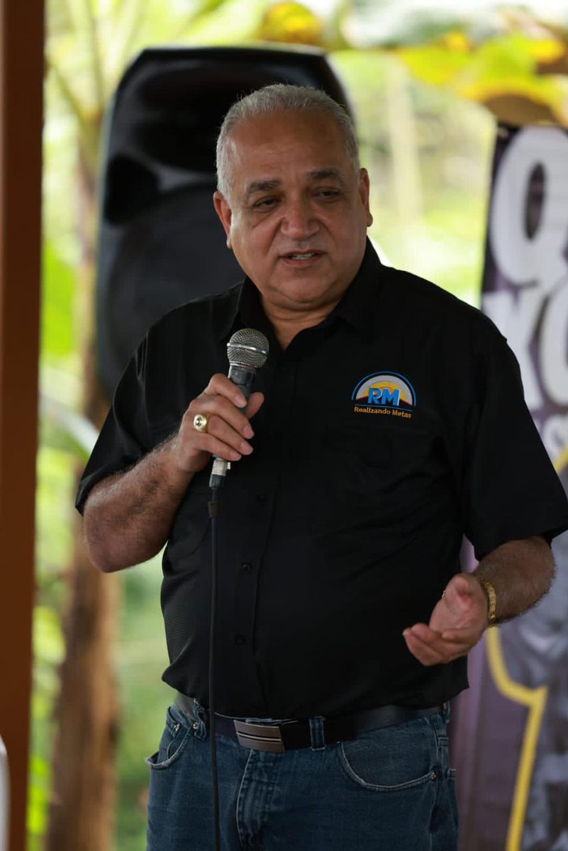 Luis Eduardo Camacho tweet media