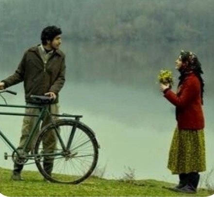 haal_aai_dil's tweet photo. “Teri muskaan se sudhar jaati 
hai tabiyat meri,       
  Batao na tum ishq karte ho ya 
ilaaj”. https://t.co/56Fgmuoekc