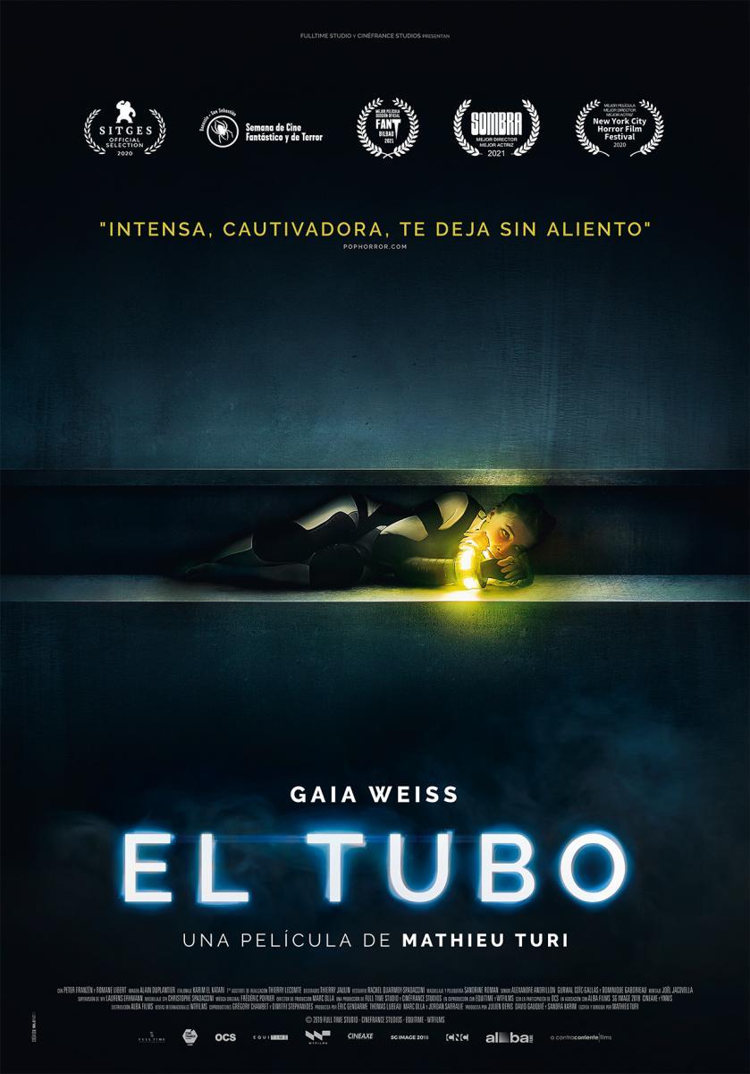 EPiscinazo's tweet photo. No está bien que fuméis cosas raras mientras trabajáis. Para ejemplo, el director de este "mierdo"
#ElTubo #Meandre #Meander https://t.co/SmVXKUiRIt