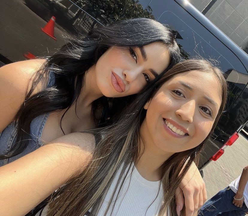 lalinoticias1's tweet photo. πΈ|| #LaliConFans π
#lali #laliesposito @lalioficial https://t.co/DFOV2QS8c8