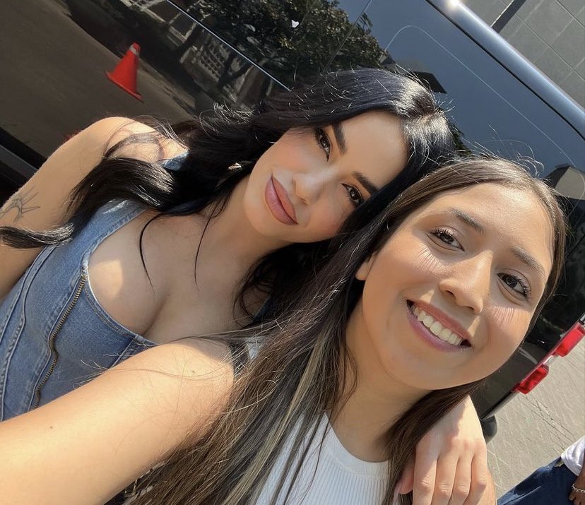lalinoticias1's tweet photo. πΈ|| #LaliConFans π
#lali #laliesposito @lalioficial https://t.co/DFOV2QS8c8