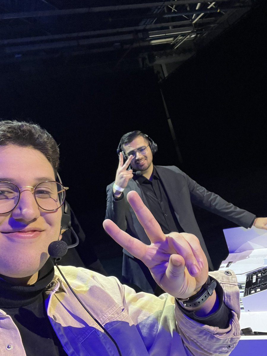 MrDoorey tweet media