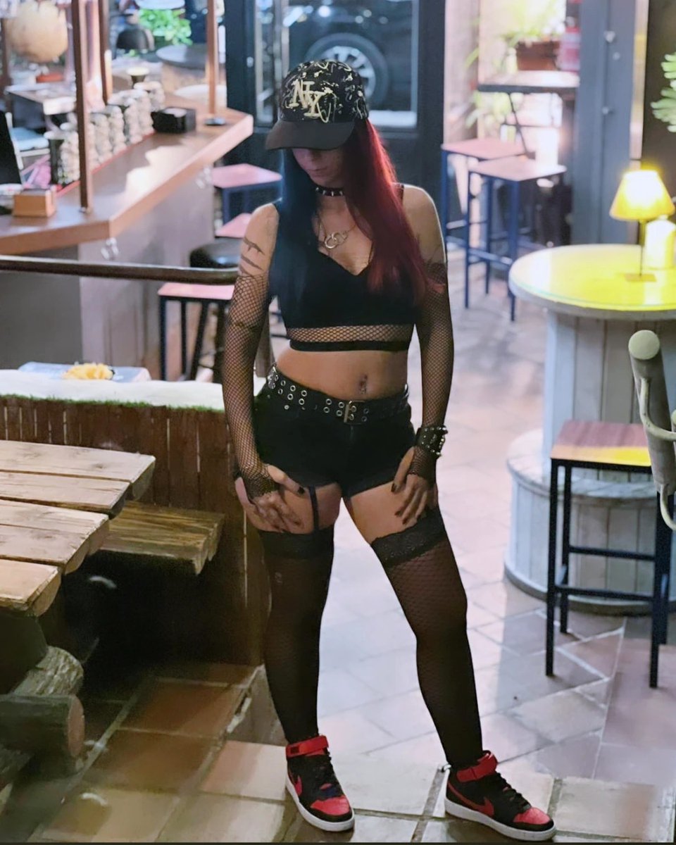 Ley300's tweet photo. #HipHop #femaleRapper #Rap #urbanmodel #undergroundmusic #RAPPER #alternativegirl https://t.co/z5qpDuVzXc