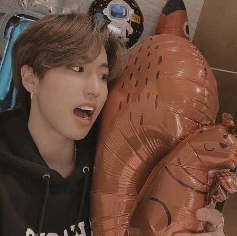 ⠀ ⠀ ⠀ ⠀ ⠀ ⠀ ⠀ ⠀       
       愛する人の隣で祝う美しい日 🧸 𝗺𝘆 𝗯𝗱𝗮𝘆
⠀