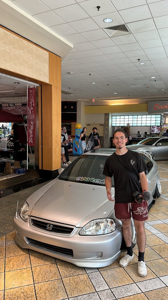 Nottherealjuang's tweet image. ever been to a car show inside the mall?