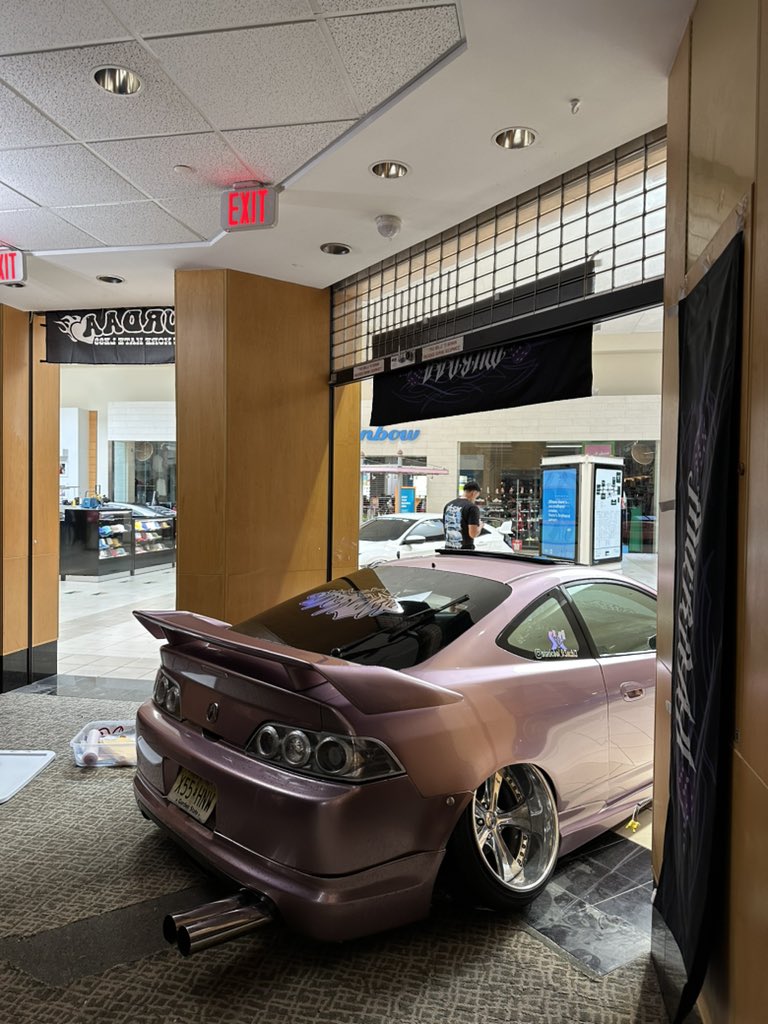 Nottherealjuang's tweet image. ever been to a car show inside the mall?