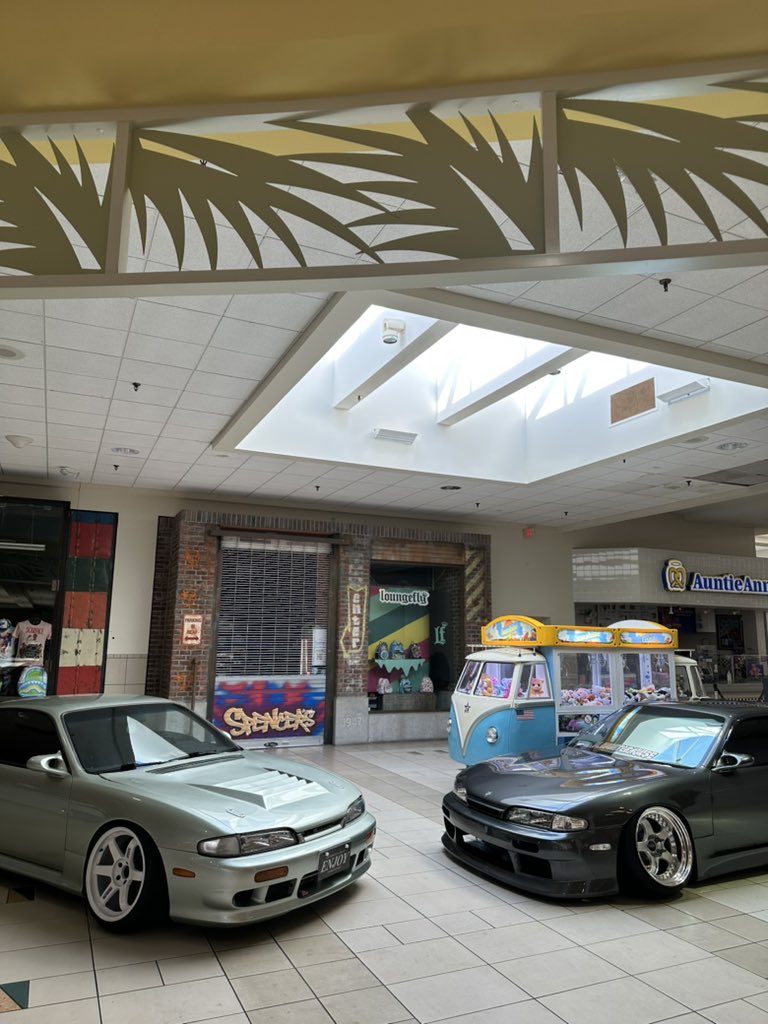 Nottherealjuang's tweet image. ever been to a car show inside the mall?