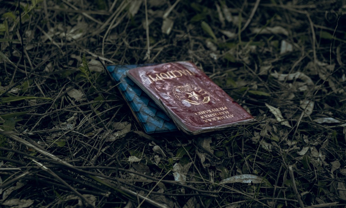 _wizards_tale_'s tweet photo. I think that boys in villages should be finding something like presents under the Christmas tree or other boys when they play hide-and-seek, but not something like this shit. https://t.co/pAjSaE6IqW
