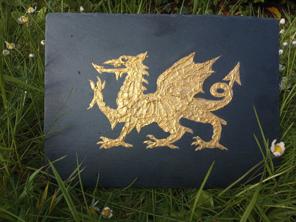 JeanPortraits's tweet photo. @DalerRowney

#welshdragon #wales #walesarts #welsh #welsharwork #welshdragons #ymaohyd #calonlan #calonlân #cwtch #cwtches #cariad #welshartist #dragon #artwork #birthdaypresent #gift #giftideas #dalerrowney #dalerrowneytexturepaste #coronation #CoronationDay #Coronation2023 https://t.co/E9gNPBXihV