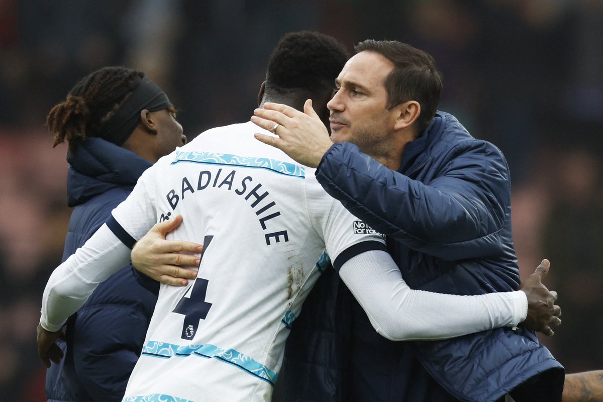 FabrizioRomano's tweet photo. Lampard on new Chelsea players: “We all Benoit Badiashile — it’s pretty clear that Chelsea have signed a big talent”. 🔵 #CFC

“Madueke’s performance on Tuesday was very good, gets him in the team today”. https://t.co/9DsdkhCtu0