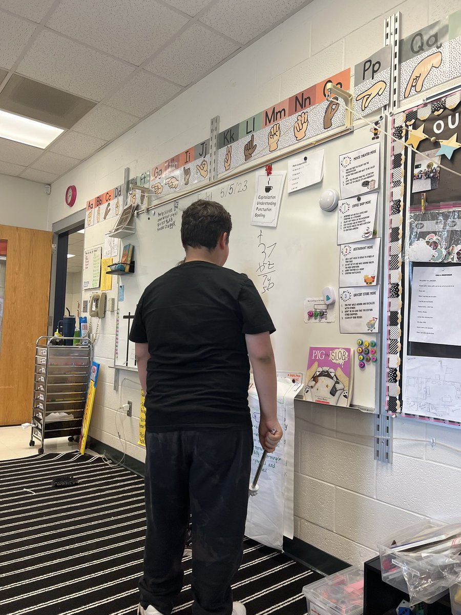 msshaverfourth's tweet photo. Seeing students gain the confidence to teach strategies and question their classmates makes my heart smile!! ❤️ so proud of them and the way they take ownership of their learning. https://t.co/TifSf10Vxv