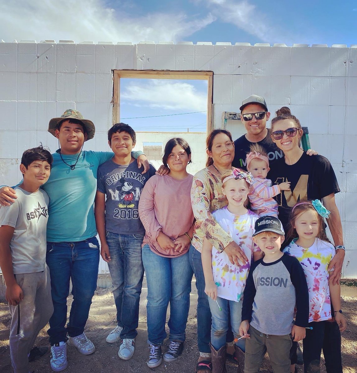 1MISSIONorg's tweet photo. As our celebration of 15 years continues, Katie Jensen writes about Amparo, a woman whose story is a true inspiration.

Read the story here: https://t.co/an70uZh60V https://t.co/BxMv5tgwJG