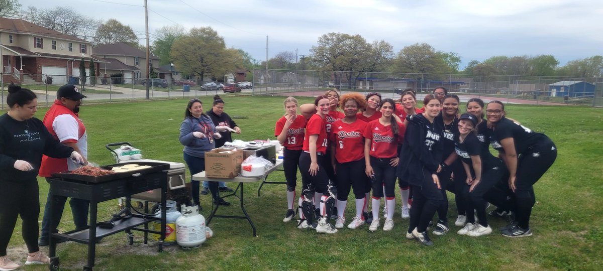 hcwolvesathletics (@hcwolvesathlet1) on Twitter photo JV softball DH at <a href="/morton_hammond/">Hammond Morton Governors Athletics</a>
Thank you for the tacos Coach @Tacos&Tamales
<a href="/hcwolvessoftbal/">HCLadyWolvesSoftball</a> JV softball DH at <a href="/morton_hammond/">Hammond Morton Governors Athletics</a>
Thank you for the tacos Coach @Tacos&Tamales
<a href="/hcwolvessoftbal/">HCLadyWolvesSoftball</a>
