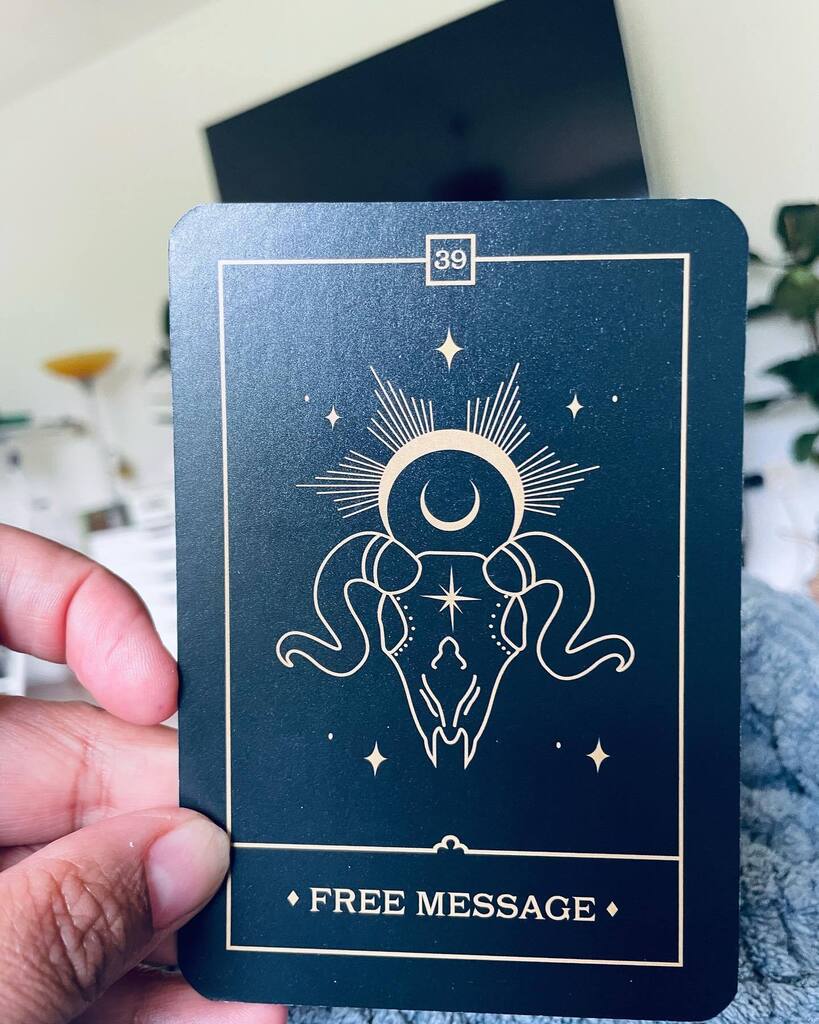 AmandaJesenska's tweet photo. FREE MESSAGES FROM SPIRIT:

Although I’m laying here sick I’m happy to do some free spirit messages:

Just put your question in the comments pull some cards for you.

Only questions in the comments no DM’s please and no health or pregnancy questions 🔮 https://t.co/SEEpl6LWmH https://t.co/vLCU7mt3hU