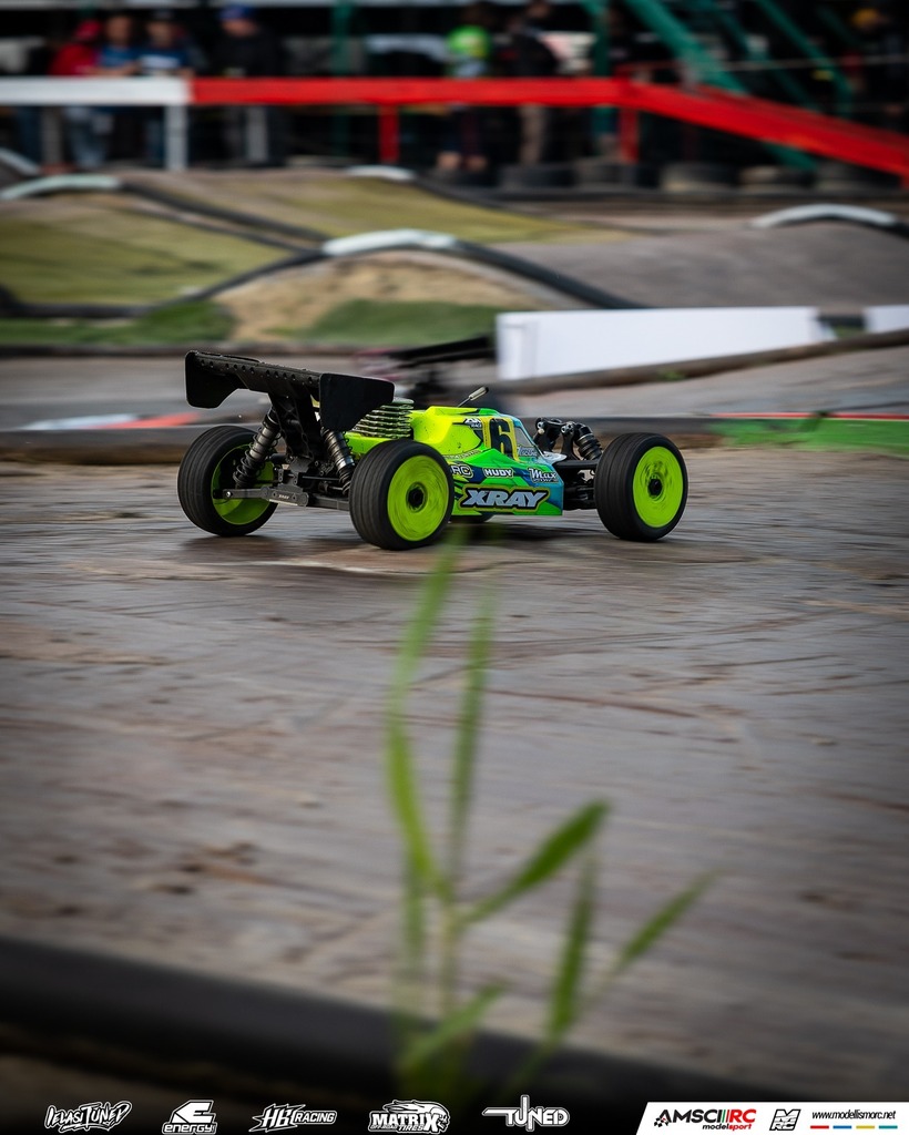 modellismorc's tweet photo. #rclife #remotecontrolcar #rchobby #rcmotorsports #rcnitrocar #amsci #rcracingrcracing #offroadrc #picoftheday #rccarsofinstagram #OFFROAD #livestreaming #rccarsonline #rcracers #rcracer #rcracing #rccars #rccar #rcracinglife #mrc #modellismorc
@giuseppetescione_tesciox https://t.co/iXquyDUj3i