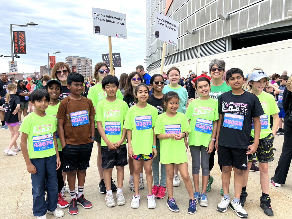 It was a perfect morning for the Flying Pig Kids’ 26th Mile! 🐷 #teamimagination #MIStrong #MasonMomentum