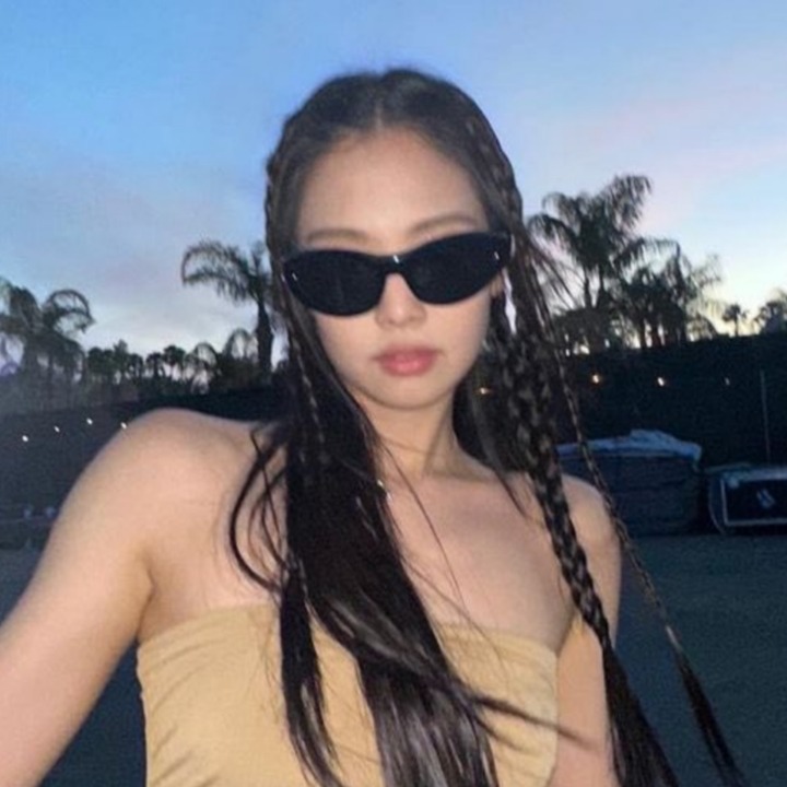 1LLUSIONING's tweet photo. ਏਓ Buenas no soy nueva en #kpoptwt #anitwt pero busco mutuals nuevos para interactuar.

▪︎ Stan: bp, aespa, lesserafim, exo, nct (all subs), svt, skz, txt.
▪︎ Animes: snk, tr, jjk, hq, bl, hxh y más..
▪︎Streamers tmb: rivers, elmariana, roier, spreen, quackity, carrera. https://t.co/KyVmlHLZLU
