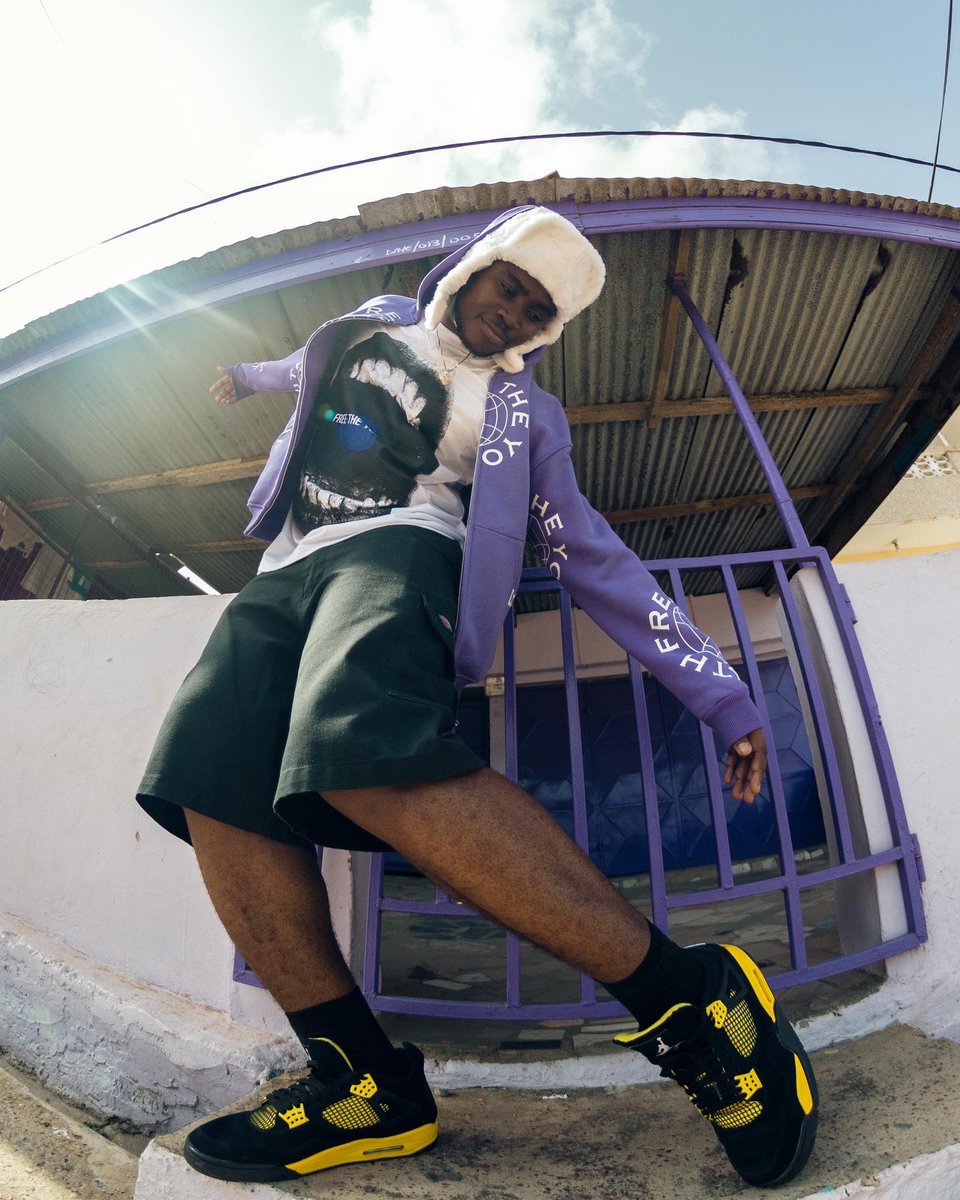 billisdifferent's tweet photo. Ghana Fashion brand @freetheyouth_gh collaborates with the Jordan brand on its Thunder 4s campaign.
GHANA 🇬🇭 TO THE WORLD 🌎
#jordan4thunder #jordanshoes #freetheyouth #Eurovision #VGMA #VGMA24 #VGMA23 #billisdifferent https://t.co/zv7Fy9yVlp