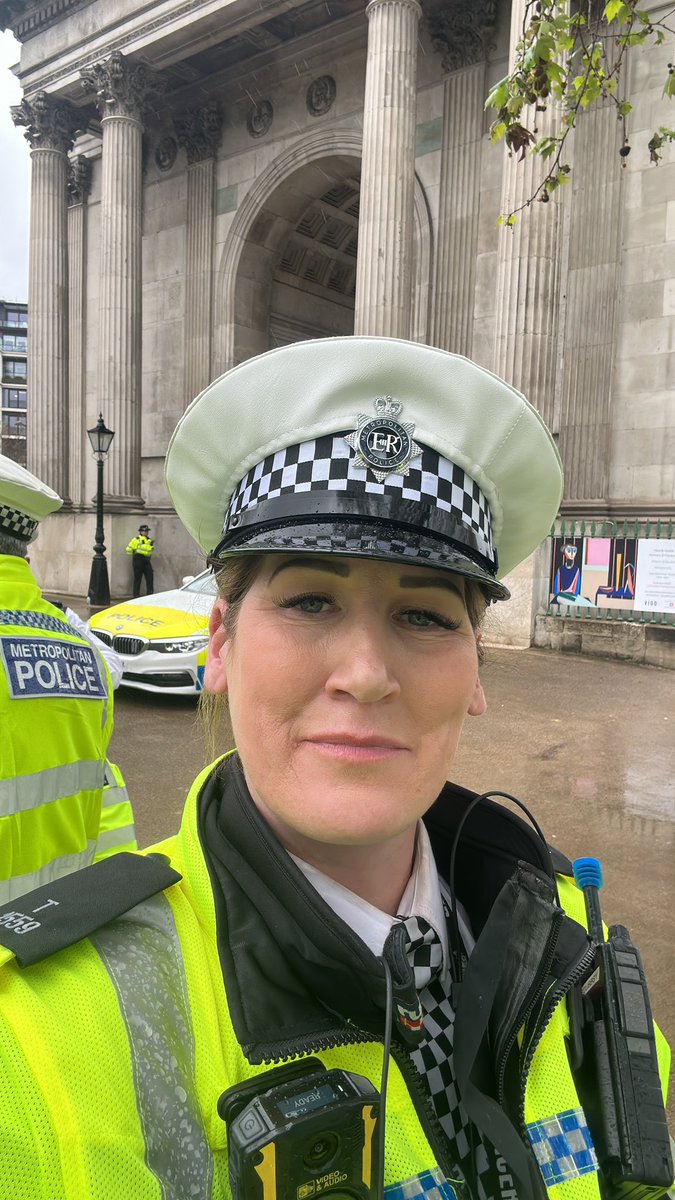 Coronation done 🇬🇧 well done to everyone. Was proud to be a part of history today and meet colleagues from all over the country. Safe travels home to all  #KingCharlesCoronation 👑