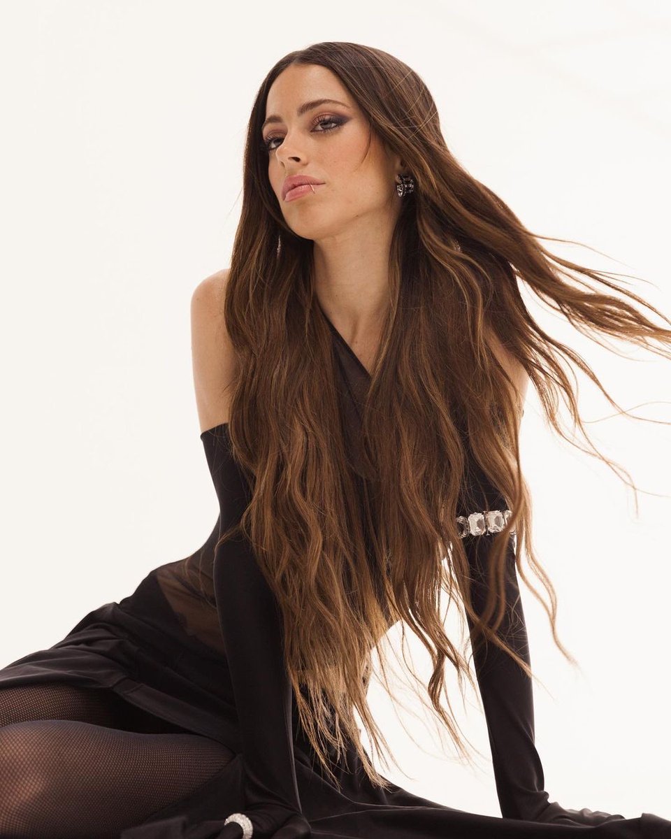 TINI tiene ahora las dos canciones en solitario por una mujer argentina más reproducidas en la historia de Spotify.

#1. La Triple T — 189M
#2. Cupido — 132M
