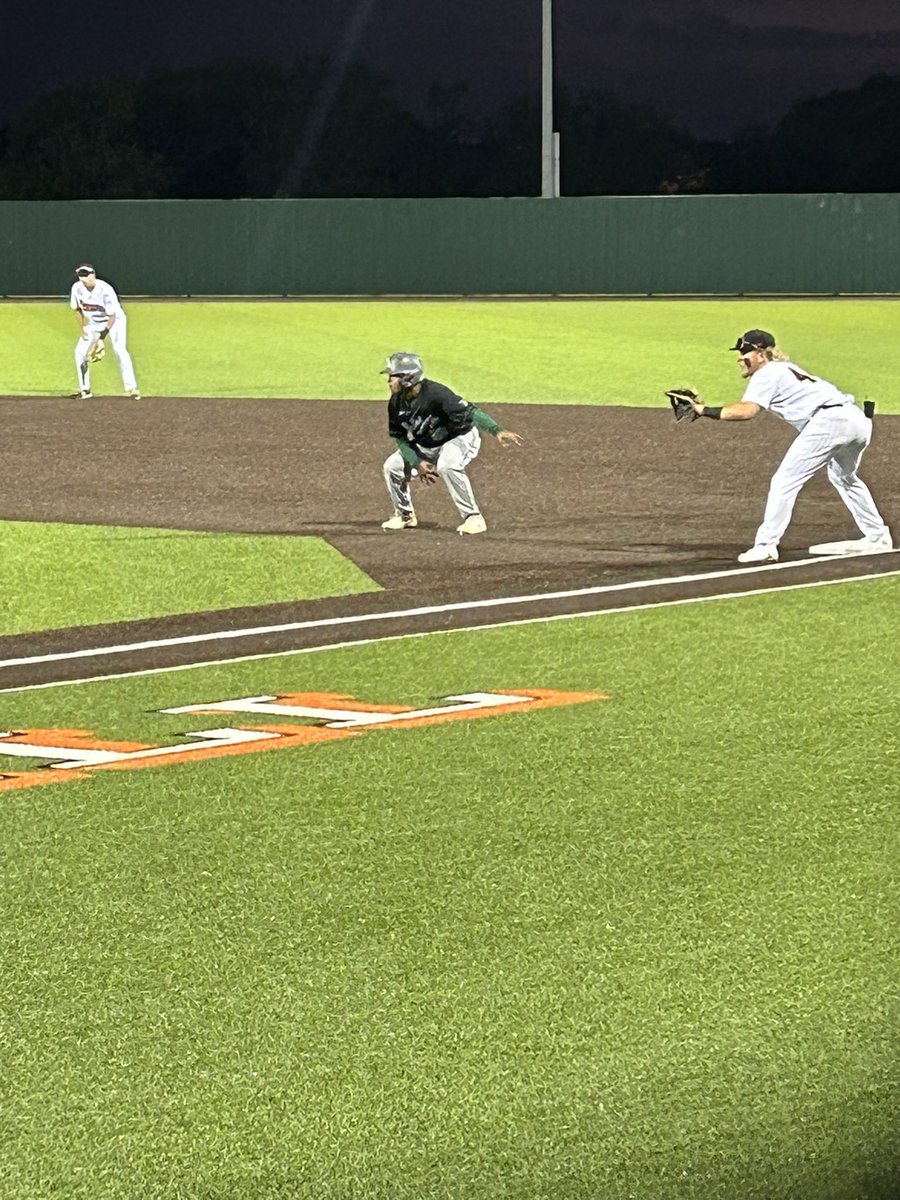 Jesus Castillo tweet media