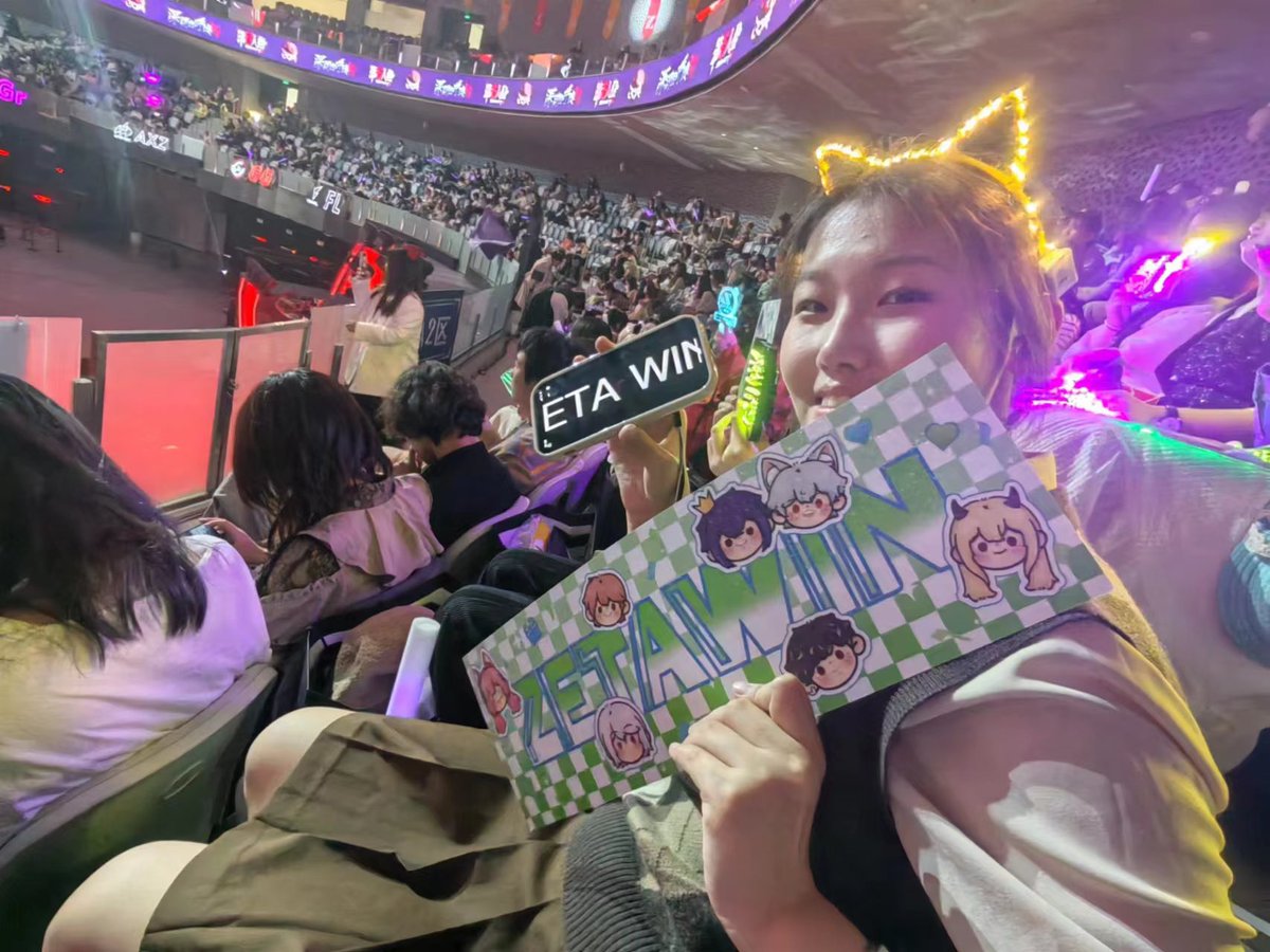 Itiliver1's tweet photo. #ZETAWIN #ZETA #第五人格COA 
Although ZETA didn‘t win, four days of competition made me very happy. I wonder if the players of ZETA DIVISION saw me cheering them on in Hangzhou. I want to tell them there are many Chinese fans following ZETA and I hope ZETA can become stronger. https://t.co/gW0pgKR4pZ