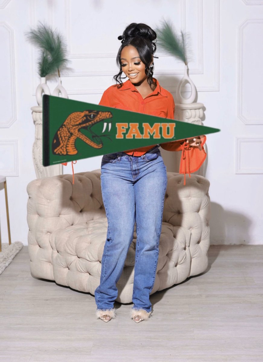 Dr_Heavenly's tweet image. My baby girl is all grown up. Bundles HeavenlyBeautyAtl.com #Rattler4Life #FAMUBound  #PreMedMajor #Biology #Married2med #TeamDaddy