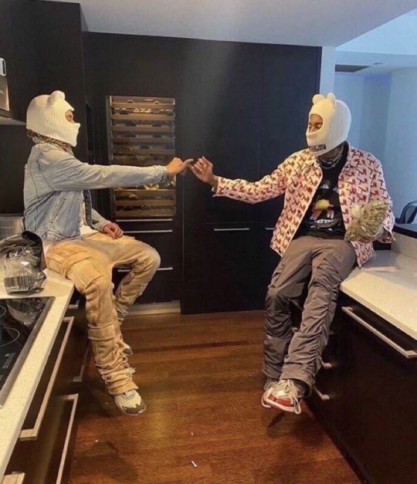 𝙎𝙝𝙖𝙯𝙯 ✮ tweet media