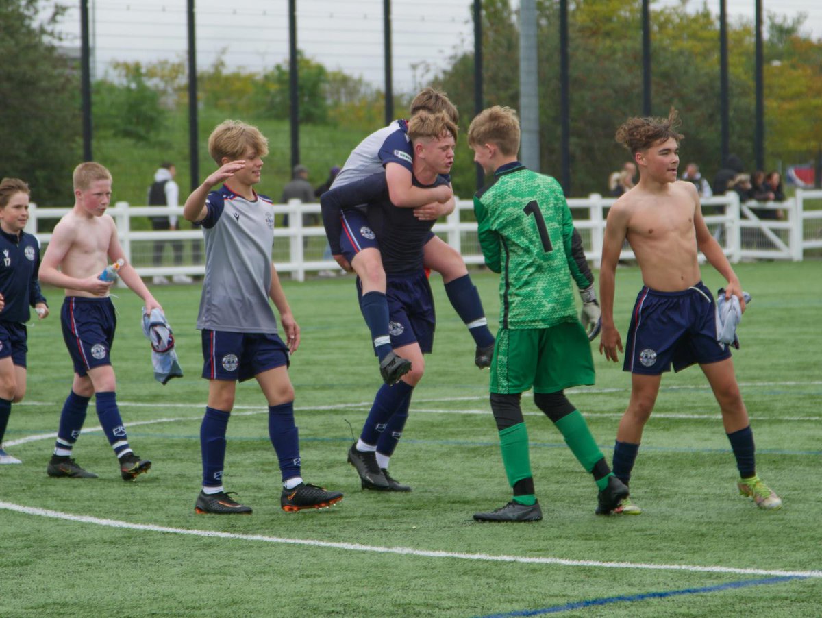 MillbrookU13JPL's tweet photo. ⚽️💪🙌 JPL U13 National Cup FINAL here we come ⚽️💪🙌 @jpluk @MillbrookFC1 📸 @FletcherFPhotos #jpl #jplcup #millbrookfc #upthedockers https://t.co/xWKc2r6G76